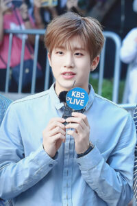 jinjin-pak-chzhynu-z-hurtu-astro