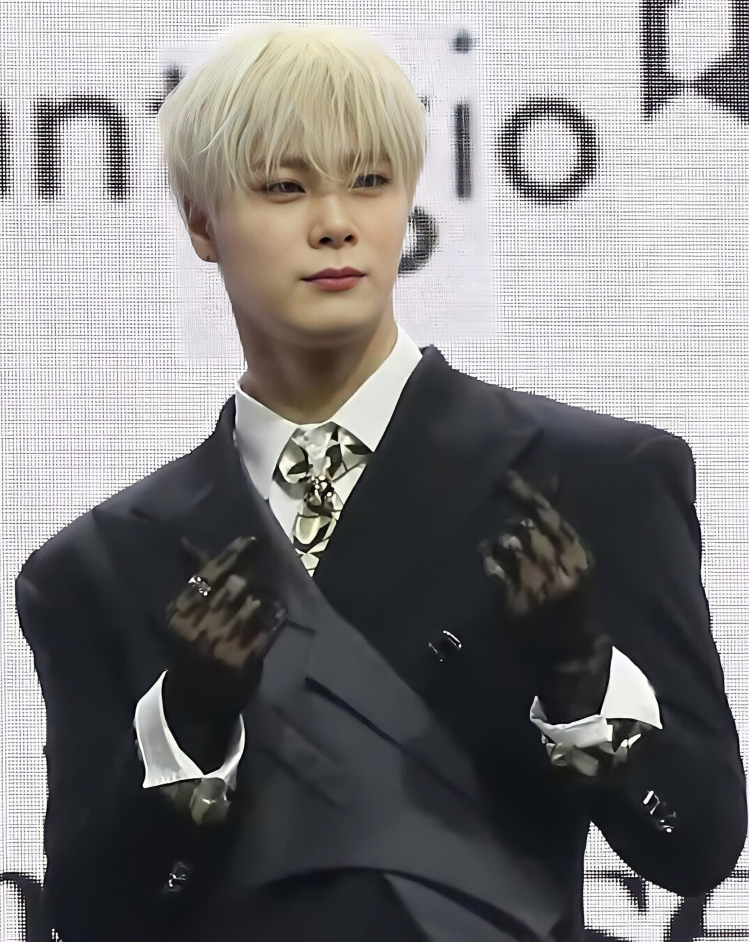 Moonbin (Мун Бін) з гурту ASTRO: яскравість та доброзичливість на сцені K-pop