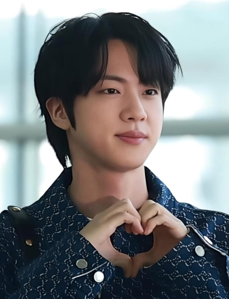 jin-kim-sokdzhin-z-hurtu-bts