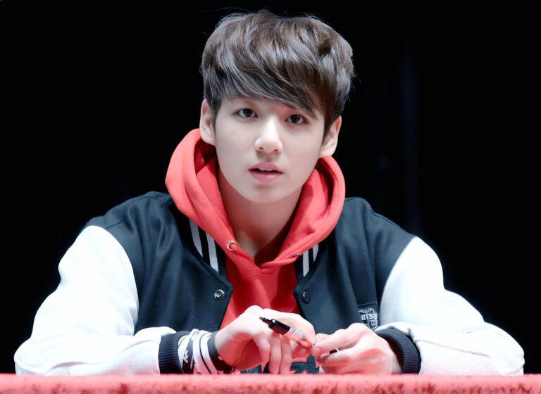 jungkook-chon-chonhuk-z-hurtu-bts