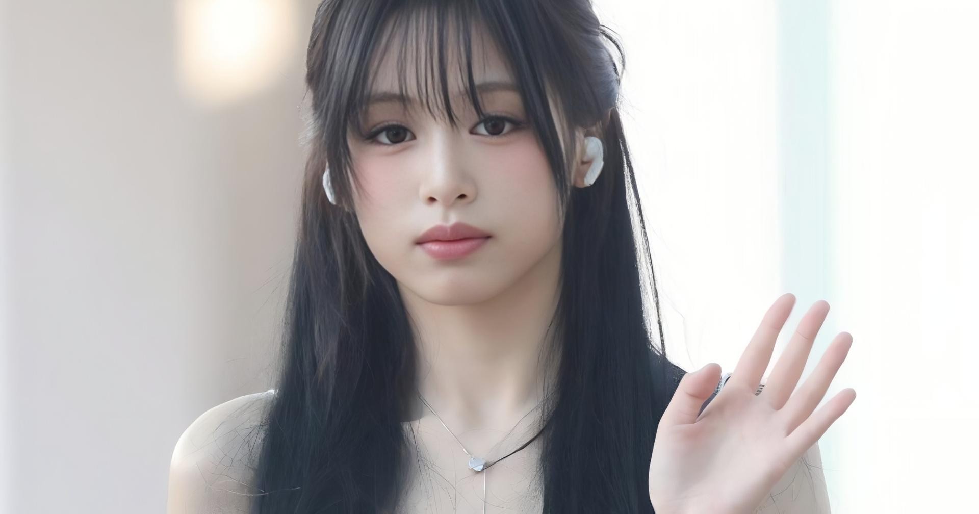 Ahyeon з BABYMONSTER вразила фанатів новими фото з аеропорту