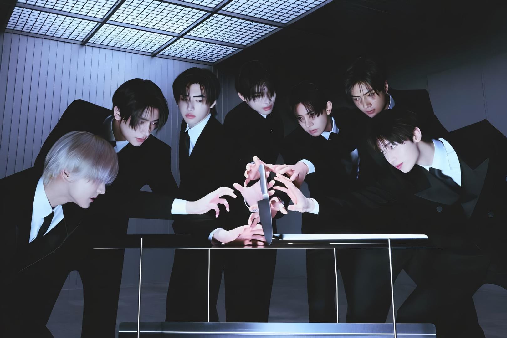 ENHYPEN DESIRE UNLEASH досягає неймовірного успіху альбому