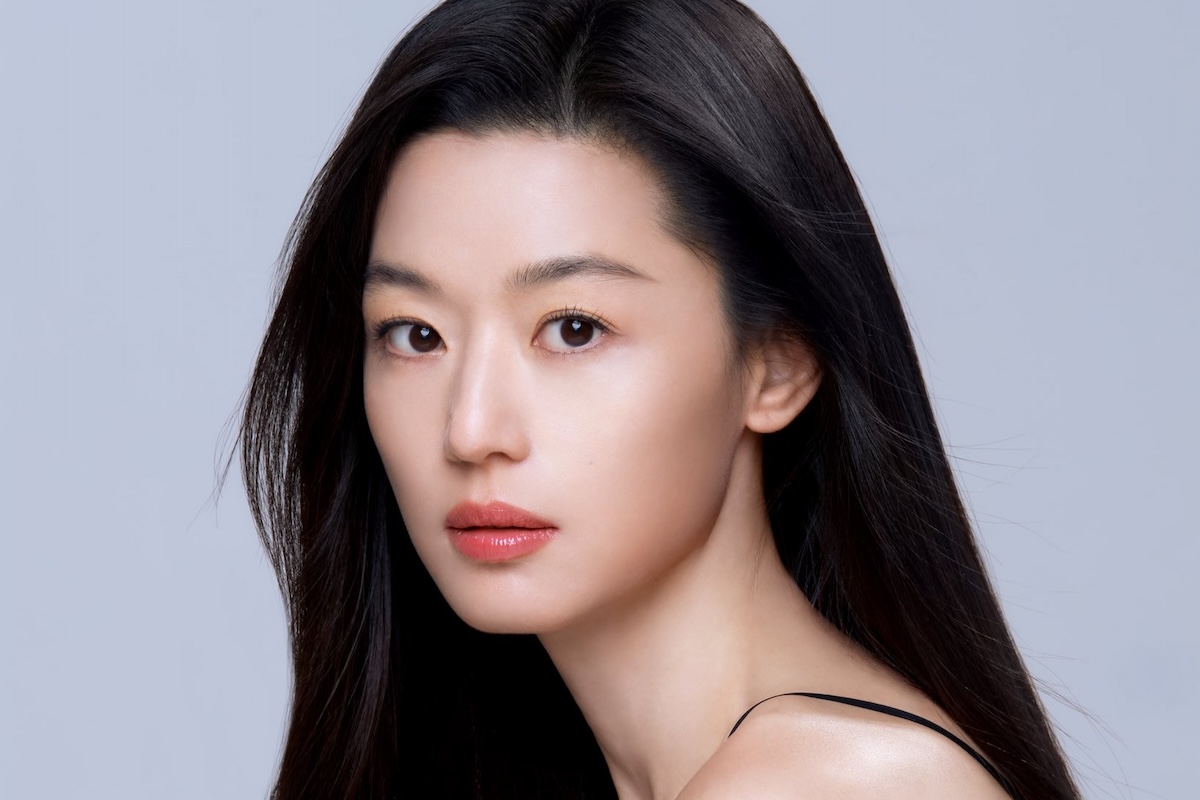 Jun Ji Hyun завершує контракт з агентством IEUM HASHTAG та стає вільним агентом