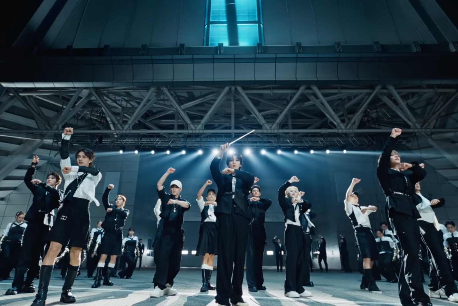 SEVENTEEN MAESTRO досяг 100 мільйонів переглядів на YouTube