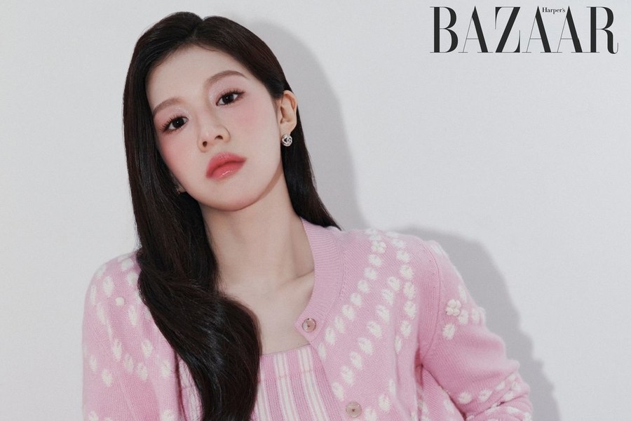 Go Youn Jung для Harper's Bazaar Korea: фотосесія та відверте інтерв'ю
