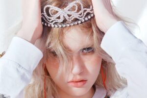 Jeon Somi: Реліз EP "Chaotic & Confused" 11 серпня