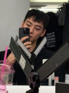 Cha Eunwoo: Військова стрижка перед службою