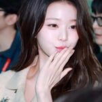 Jang Wonyoung з IVE: порівняння сценічного та повсякденного макіяжу викликало гарячі дебати