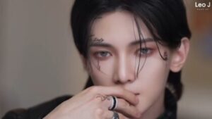 Yeosang ATEEZ: вражаючий мейк-овер від LeoJ
