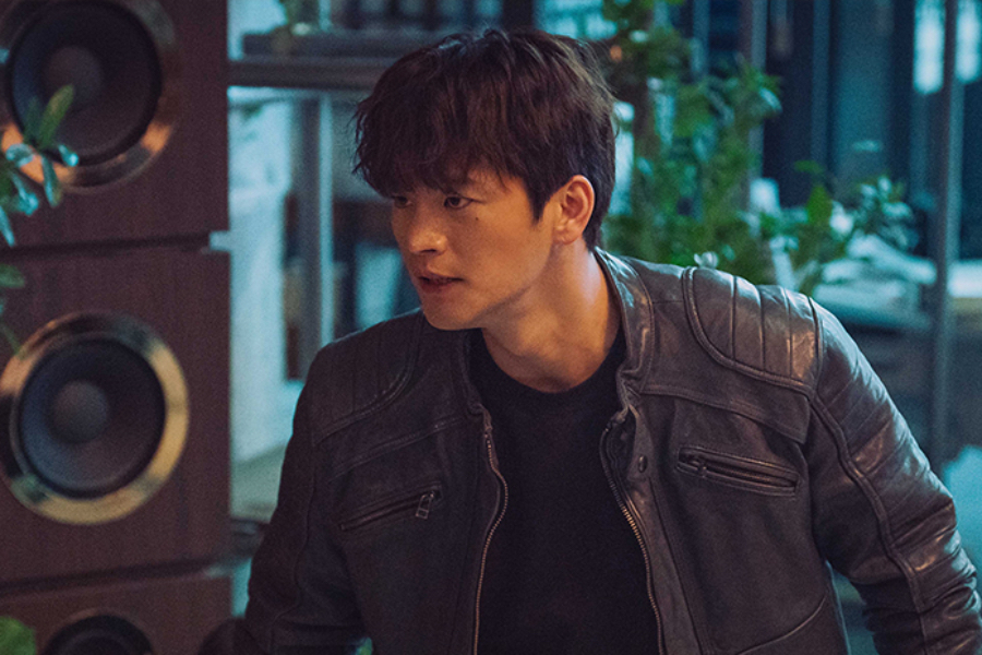 Seo In Guk у дорамі Twelve: ангел-мавпа з великими амбіціями