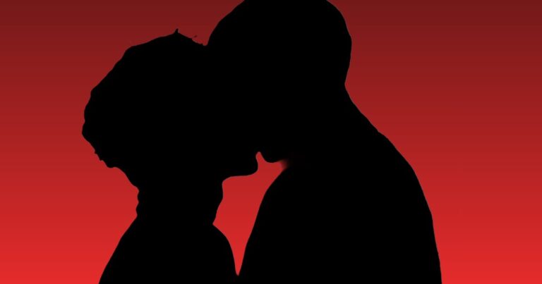 Чутки про гей-пару K-pop айдолів 2025: підтвердження відсутнє