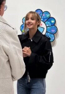 Lisa BLACKPINK вразила природною красою без макіяжу