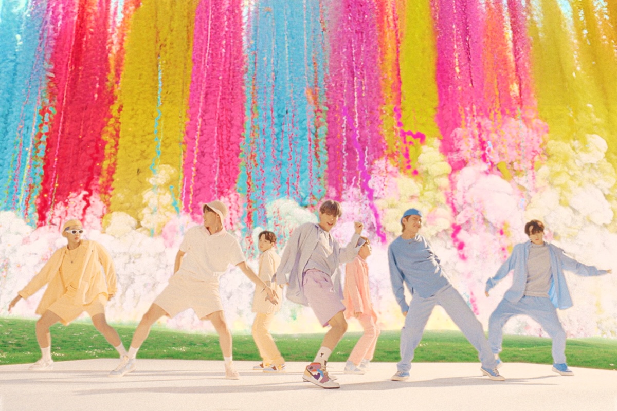 BTS: Dynamite подолав 2 мільярди переглядів на YouTube