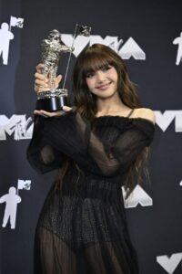 Lisa BLACKPINK та скандал навколо нагороди Best K-Pop на VMA 2025