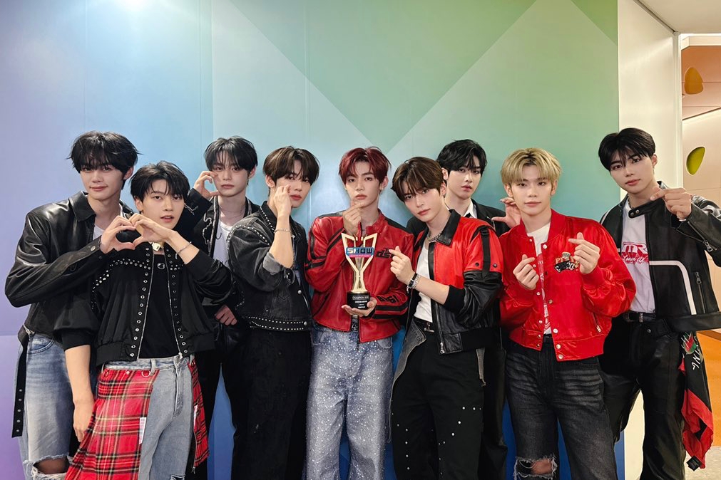 ZEROBASEONE здобули другу перемогу з ICONIK на Show Champion