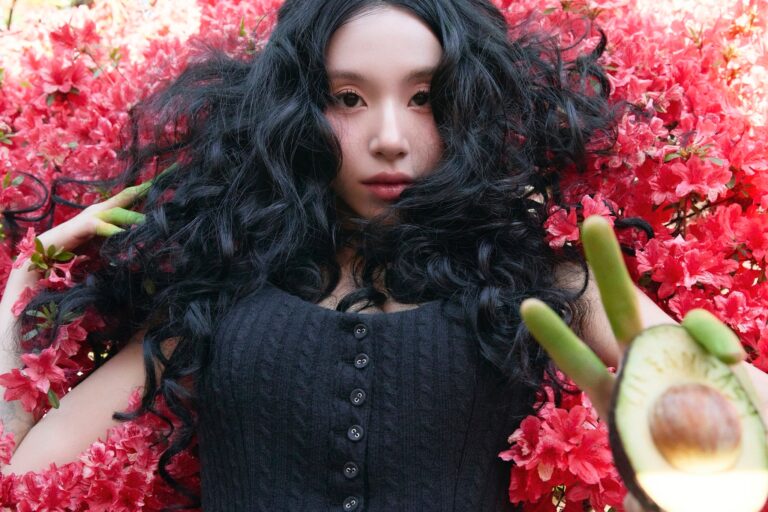Chaeyoung TWICE: LIL FANTASY дебютував у Billboard 200