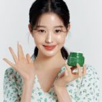 Секрети бездоганної шкіри K-Pop айдолів: генетика, клініки та щоденний догляд