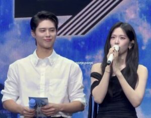 Park Bo Gum An Yujin хімія: Візуальна гармонія на Music Bank у Лісабоні підкорила глядачів