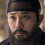 Серіал Moon River представив перші кадри Jin Goo в ролі впливового Kim Han Cheol