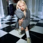 Rosé жертва расизму: ELLE UK виключив її з фото Paris Fashion Week