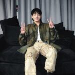 Jungkook вибачився за жест Mamma Mia під час лайв-стріму, отримавши похвалу за чуйність