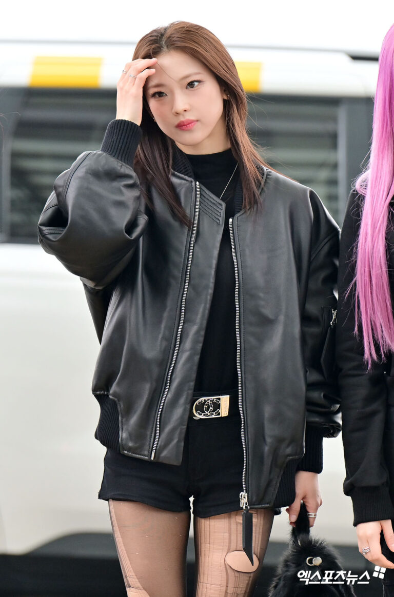 Ruka BABYMONSTER: рвані колготки в аеропорту розділили думки мережі