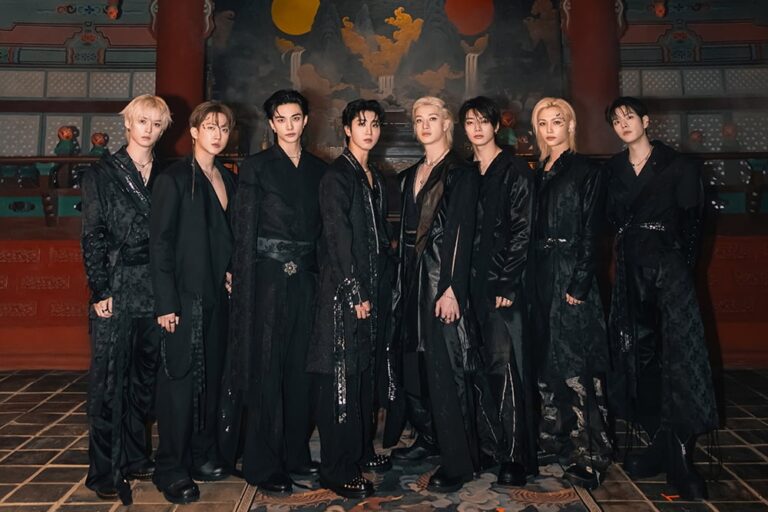 Stray Kids DO IT: 8 поспіль №1 у Billboard 200