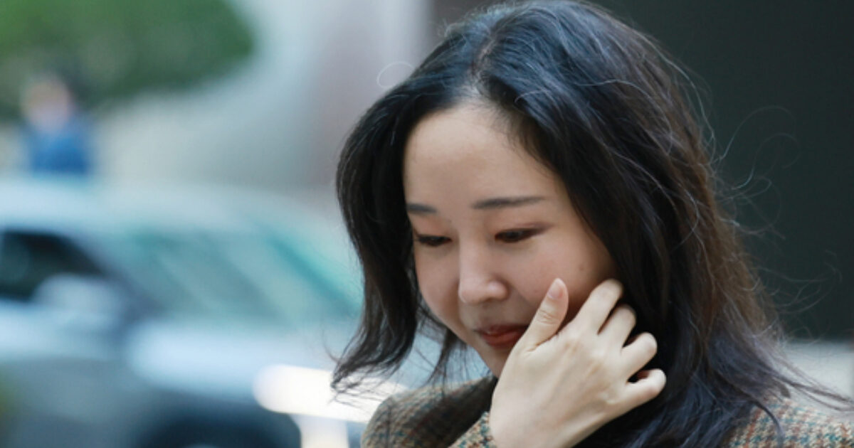 Мін Хі Джін інтерв'ю NewJeans: Колишня гендиректорка ADOR детально відповіла на суперечливі питання та закликала захищати дівчат